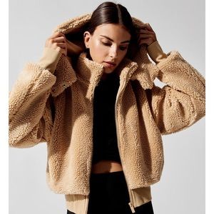 Alo Yoga Foxy Sherpa jacket - Camel